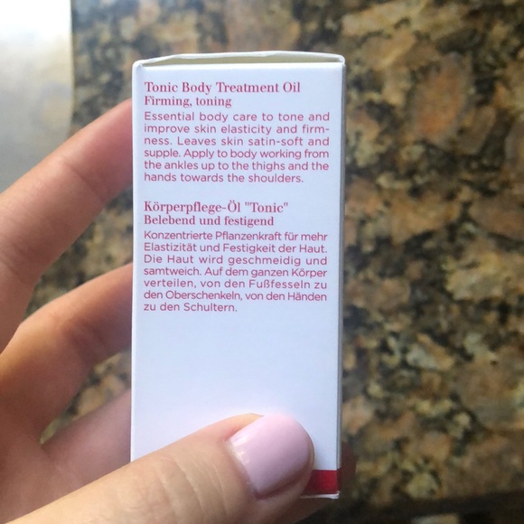 CLARINS - tonic body treatment oil NIB - Picture 4 of 6